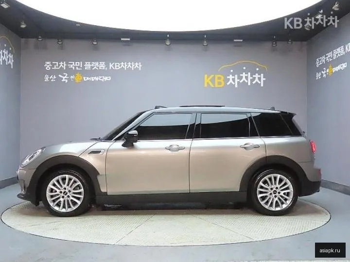 MINI Clubman 5