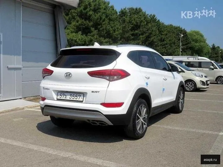 Hyundai Tucson 4