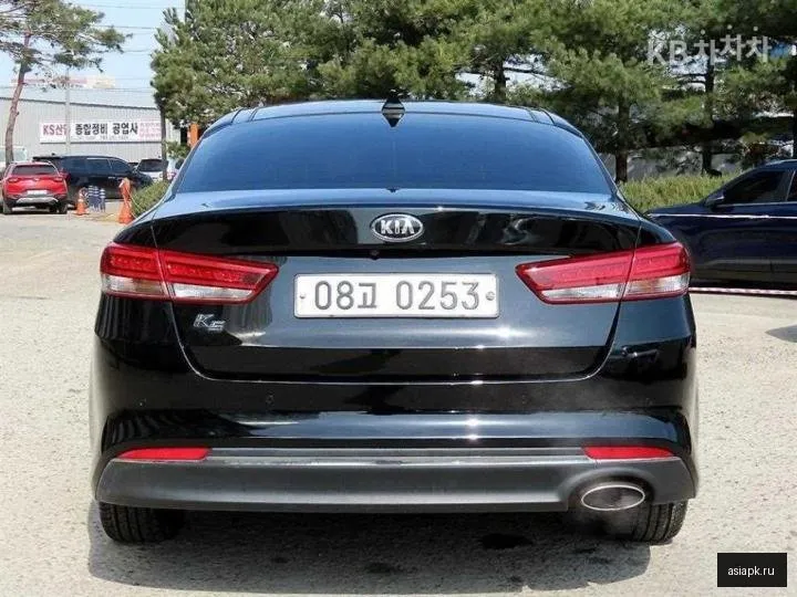 Kia K5 4