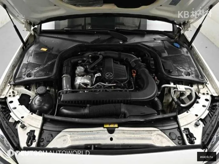 Mercedes-Benz C-Class 6