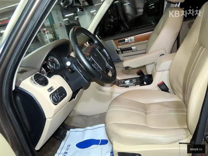 Land Rover Discovery 6
