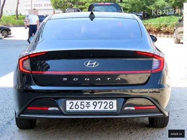Hyundai Sonata 4