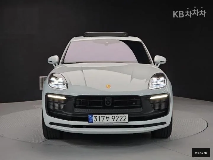Porsche Macan 2