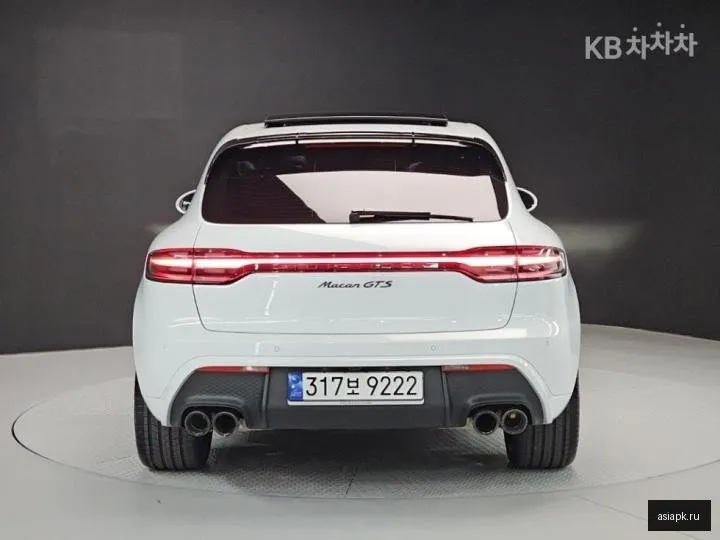 Porsche Macan 3