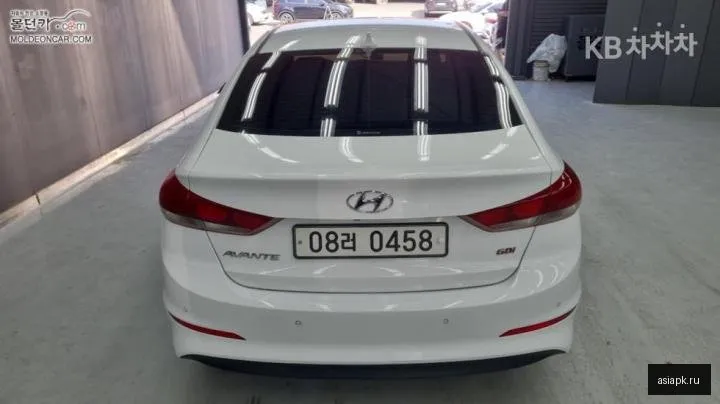 Hyundai Avante 4
