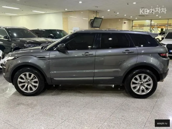 Land Rover Range Rover Evoque 3