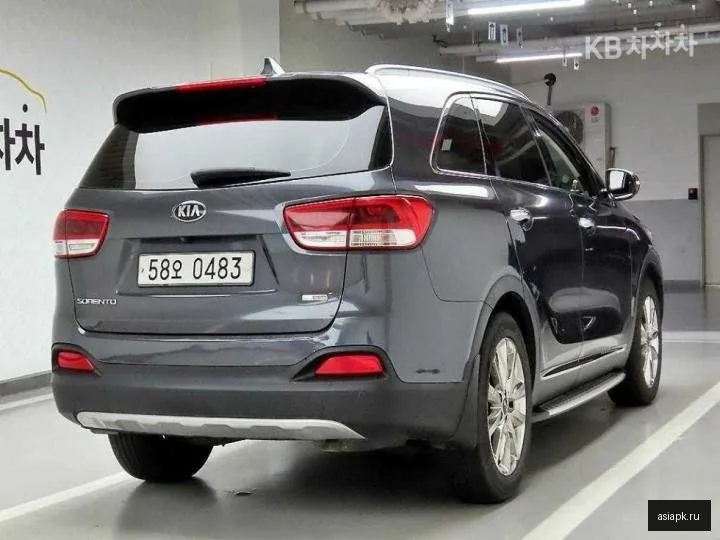 Kia Sorento 4