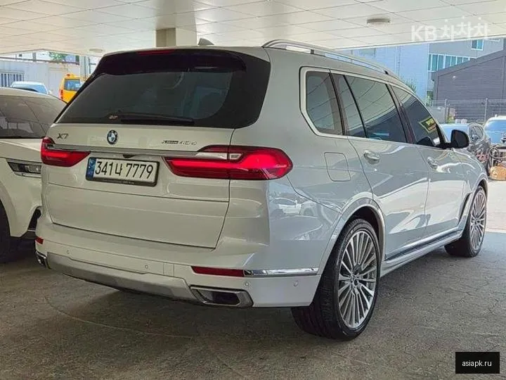 BMW X7 4