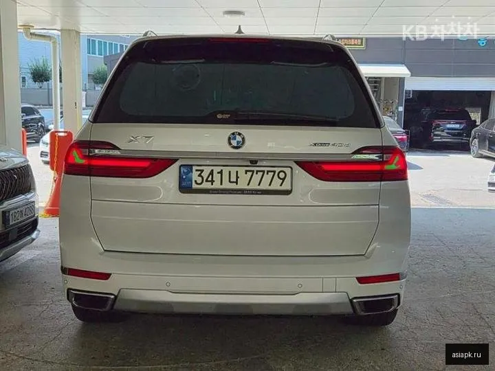BMW X7 5