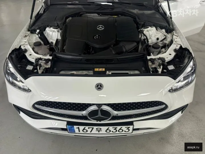 Mercedes-Benz C-Class 6