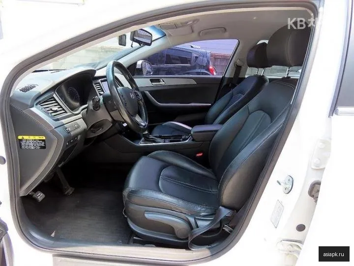 Hyundai Sonata 5