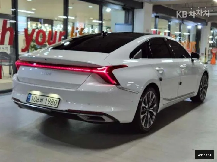 Kia K8 4