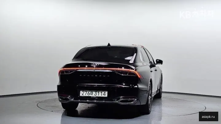 Hyundai Grandeur 4