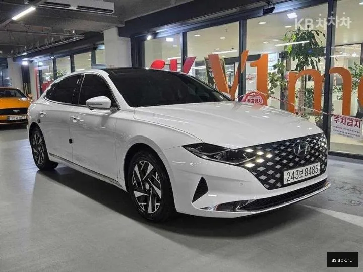 Hyundai Grandeur 2