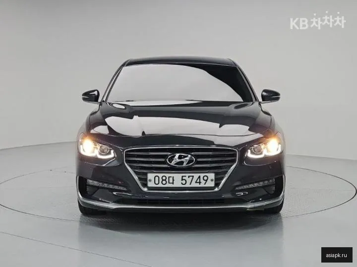 Hyundai Grandeur 2