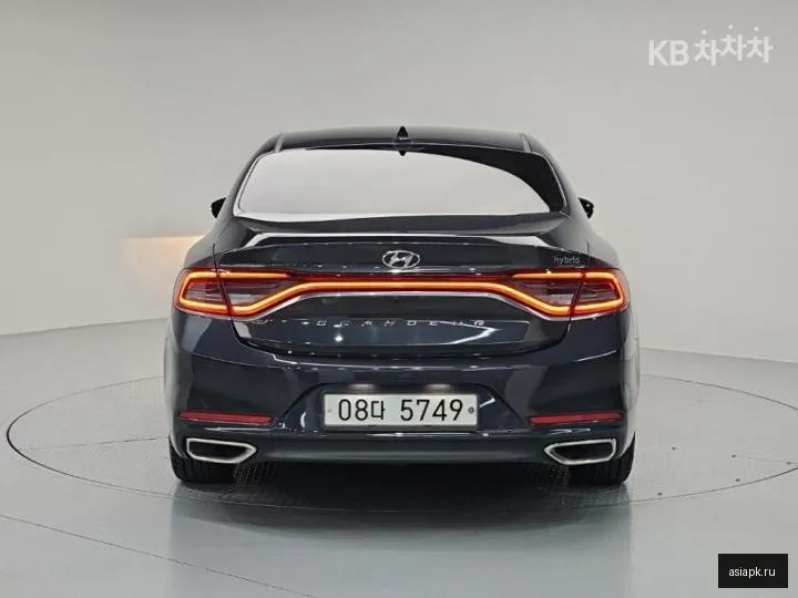 Hyundai Grandeur 3