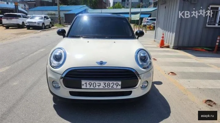 MINI Hatch 2