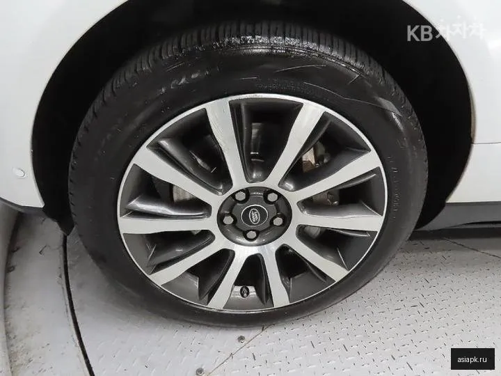 Land Rover Range Rover 5