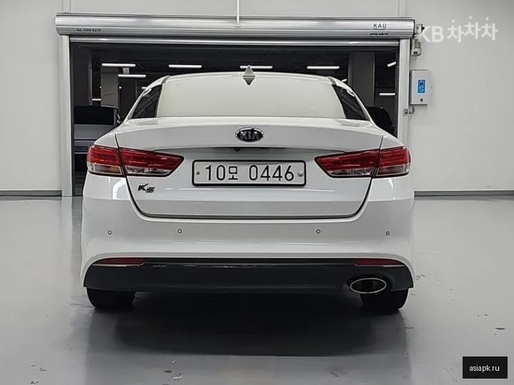 Kia K5 3