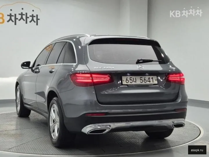 Mercedes-Benz GLC-Class 2