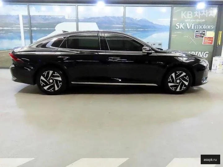 Hyundai Grandeur 3