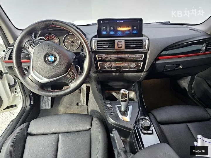 BMW 1-Series 5