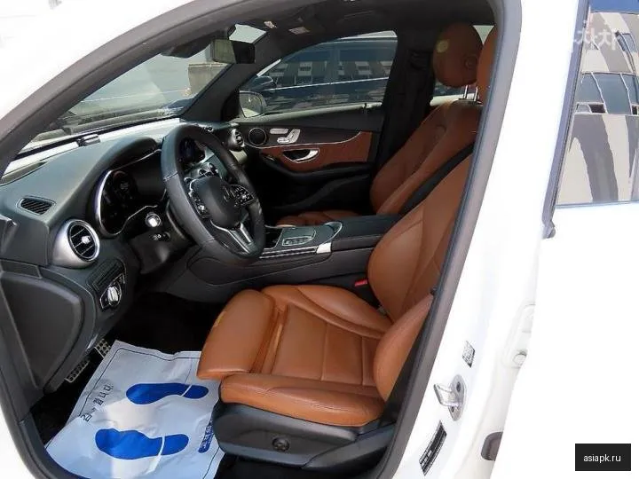 Mercedes-Benz GLC-Class 5