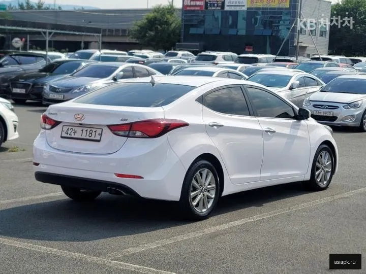 Hyundai Avante 5