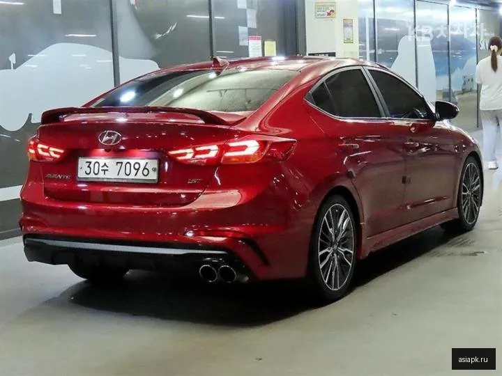Hyundai Avante 4