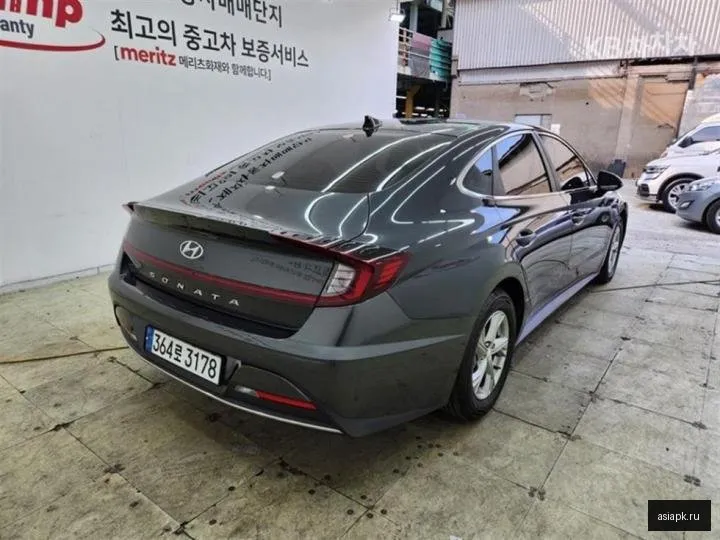 Hyundai Sonata 6