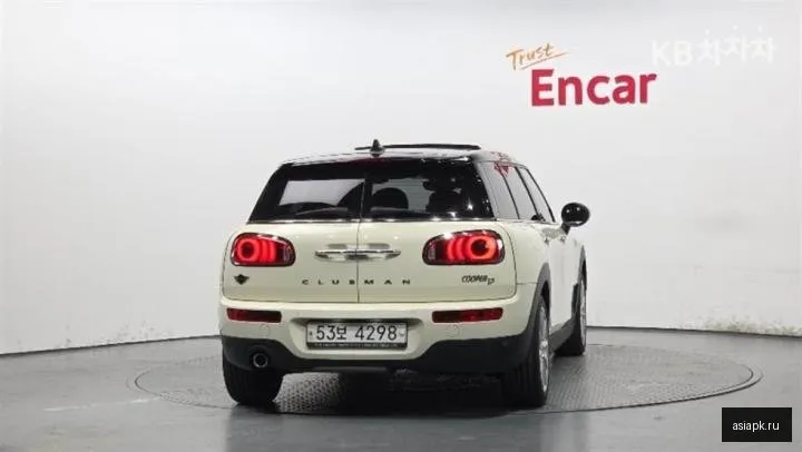 MINI Clubman 4