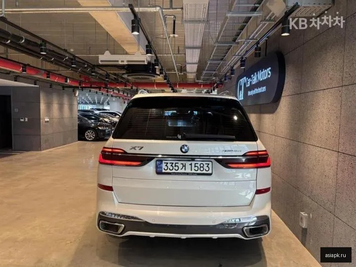 BMW X7 4