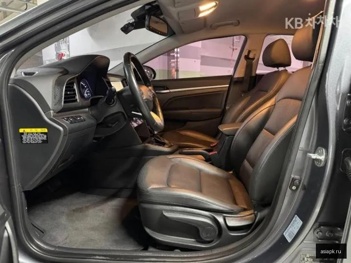 Hyundai Avante 6