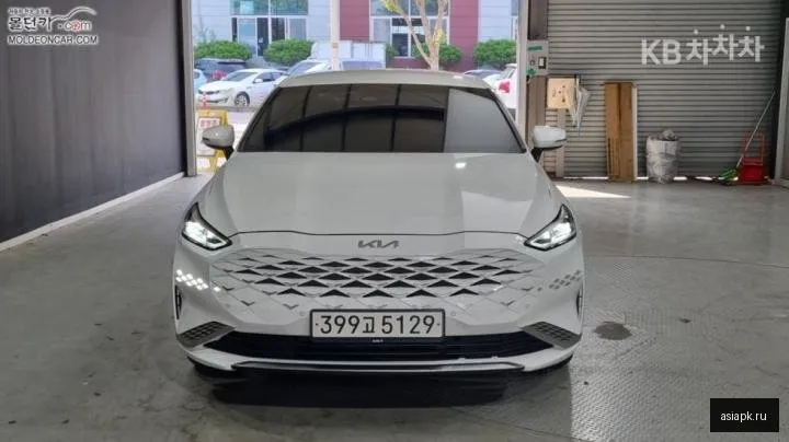 Kia K8 3