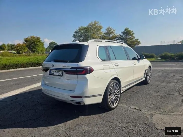 BMW X7 4