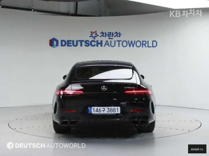 Mercedes-Benz AMG GT 4