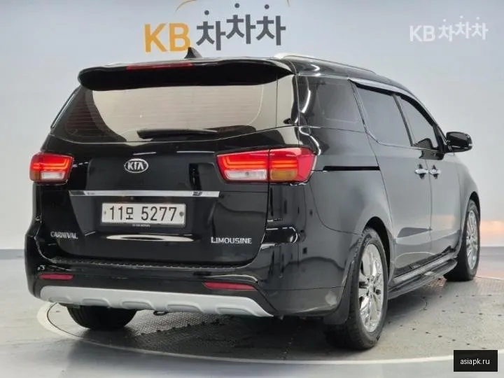 Kia Carnival 3