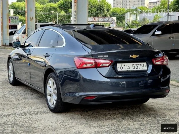 Chevrolet Malibu 4