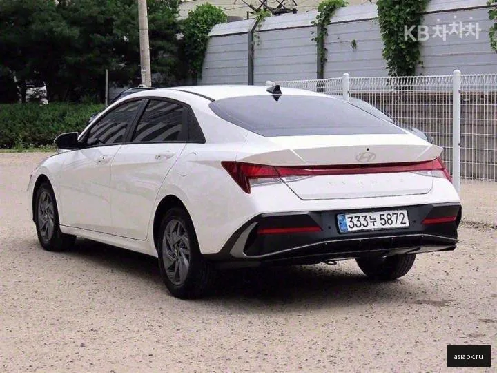 Hyundai Avante 3