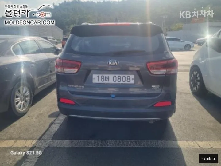 Kia Sorento 4