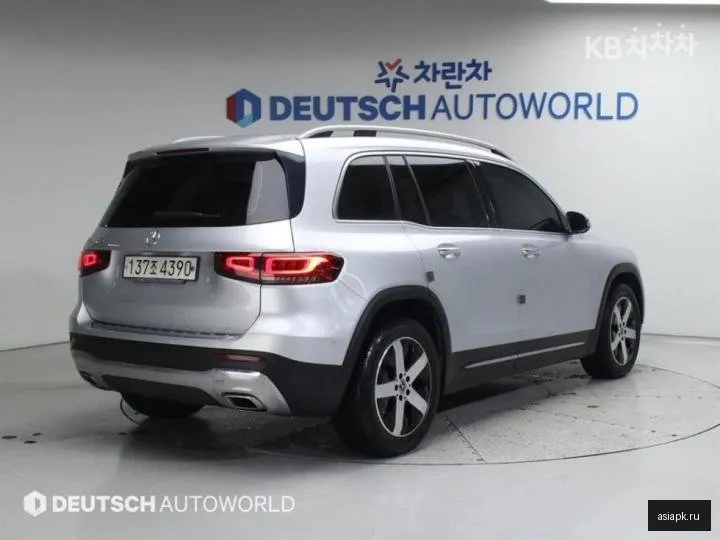 Mercedes-Benz GLB-Class 2