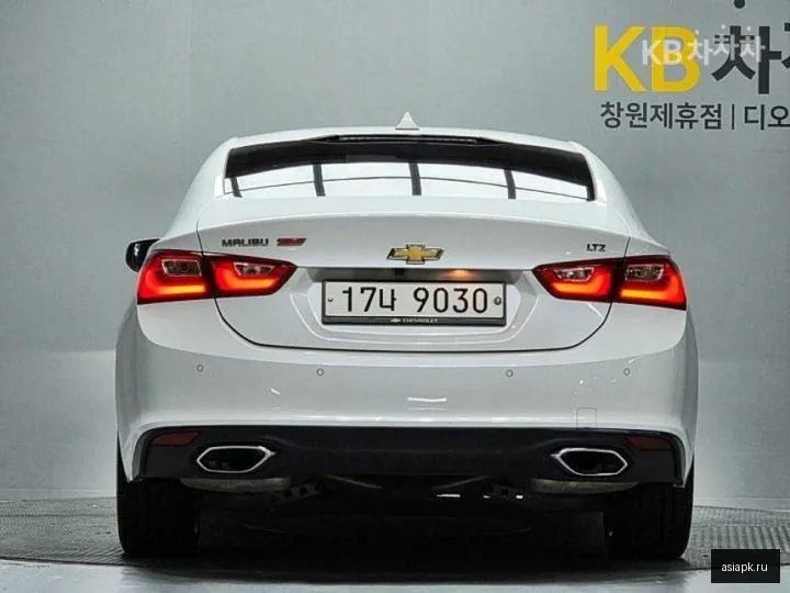 Chevrolet Malibu 4
