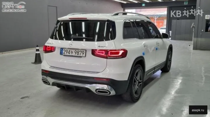 Mercedes-Benz GLB-Class AMG 2
