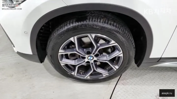 BMW X1 6