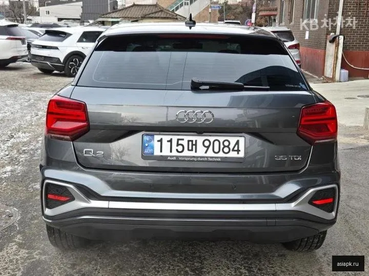 Audi Q2 4