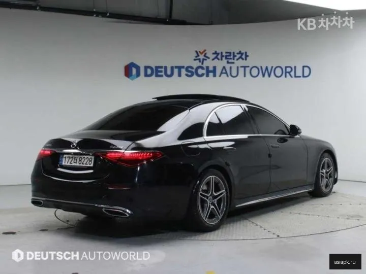 Mercedes-Benz S-Class 2