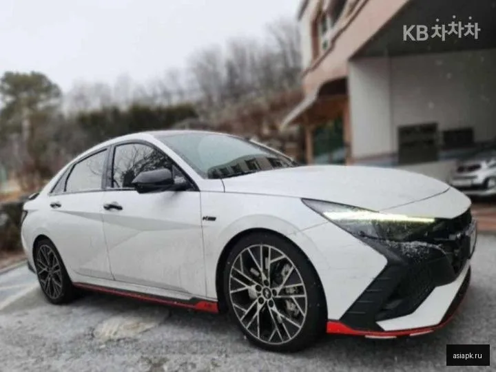 Hyundai Avante 4