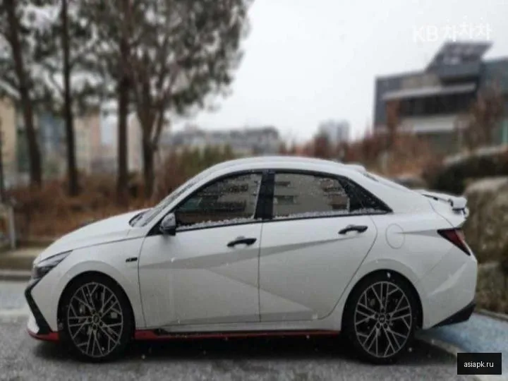 Hyundai Avante 5