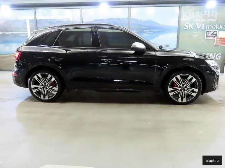 Audi SQ5 3