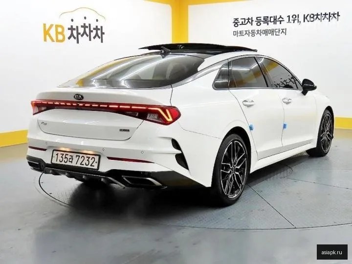 Kia K5 4